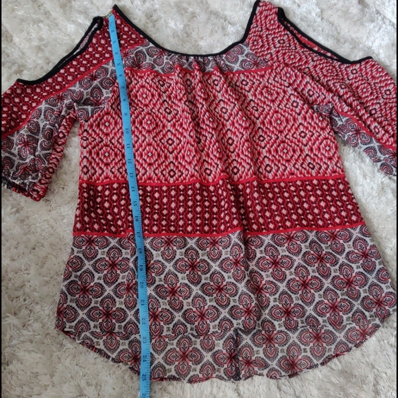 EUC Cold shoulder sheer blouse - Picture 3 of 5